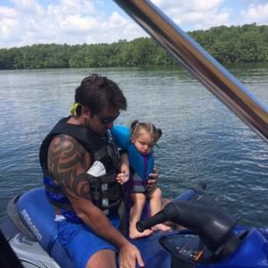 Meet your Posher, Hunter